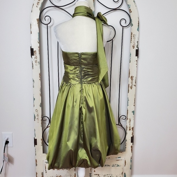 David's bridal satin formal strapless dress size 8 - Picture 4 of 7